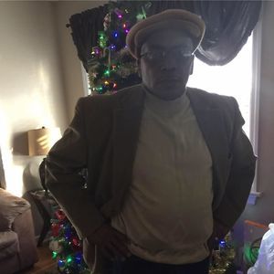 Meet your Posher, Earl